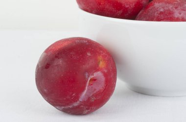 Beyaz arka planda kasedeki erikler