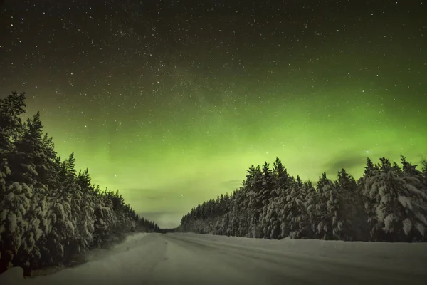 Die erstaunlichen Nordlichter Polarlichter — Stockfoto