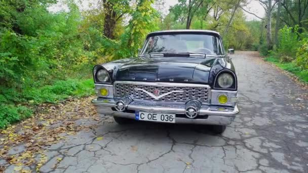 Moldova Republic Kishinev Noviembre 2020 Soviet Retro Car Gaz Seagull — Vídeos de Stock