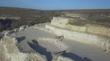 Taş ocağı. Madencilik ocağıyla endüstriyel arkaplan görüntüsü. Stok görüntüleri.