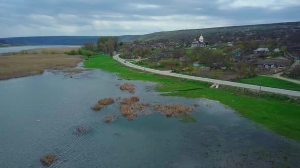 Flyg Över Och Liten Våren Moldavien Republiken Molovata Floden Dniester — Stockvideo