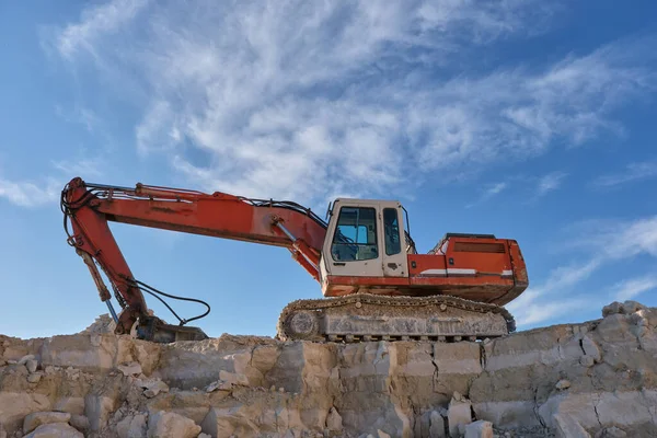 Excavatrice Trouve Sur Fond Une Carrière Pierre — Photo