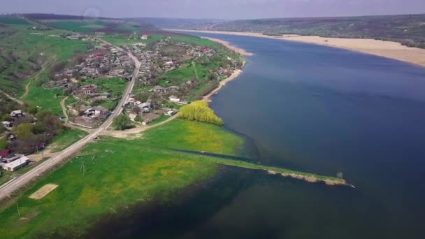 Flyg Över Och Liten Våren Moldavien Republiken Molovata Floden Dniester — Stockvideo