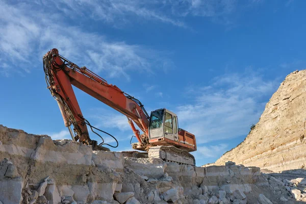 Excavatrice Trouve Sur Fond Une Carrière Pierre — Photo