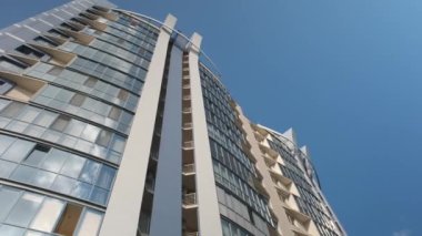 CHISINAU, MOLDOVA - 23 AUCust 2021 Modern Ev Binası. Modern İnşaat Mimarisi