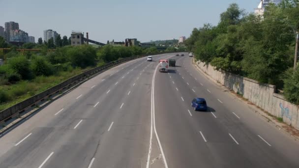 Chisinau Moldova Agosto 2021 Estrada Urbana Central Trânsito — Vídeo de Stock