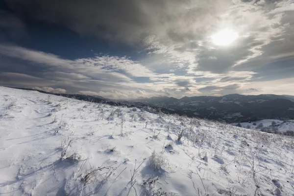 Winter in mountains — Stock Photo, Image