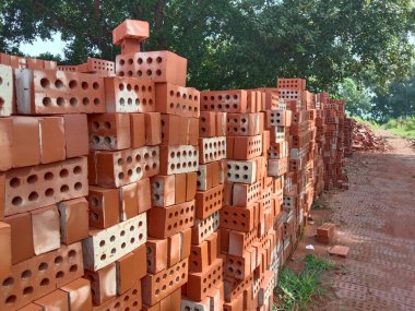 Satmak için kırmızı renkli tuğla stok