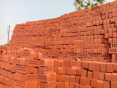 Satmak için kırmızı renkli tuğla stok