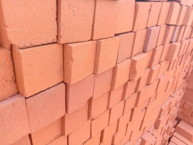Satmak için kırmızı renkli tuğla stok