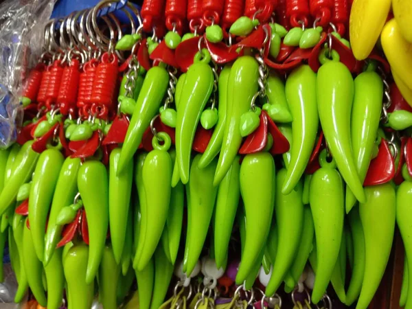 Verde Vermelho Colorido Chaveiro Estoque Loja Para Vender — Fotografia de Stock