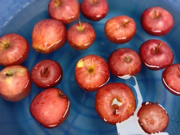 Saboroso Saudável Vermelho Colorido Estoque Maçã Água — Fotografia de Stock