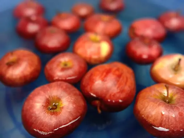 Saboroso Saudável Vermelho Colorido Estoque Maçã Água — Fotografia de Stock