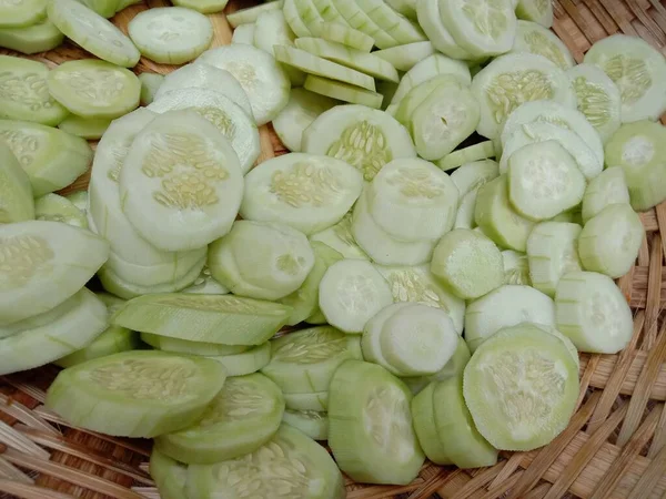 Komkommer Voorraad Water Voor Salade Huwelijk — Stockfoto