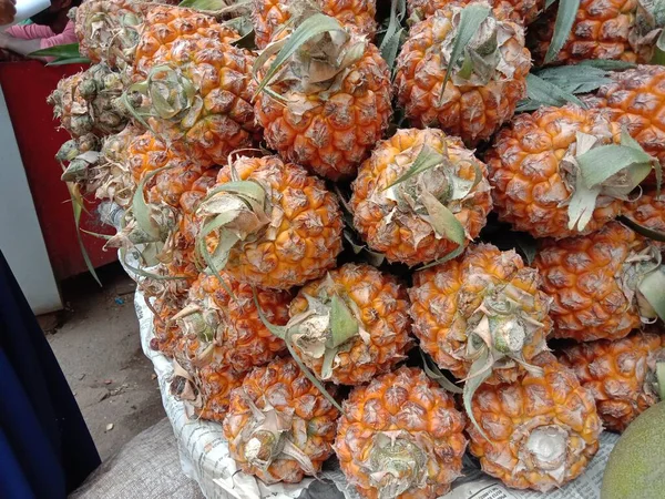 Stock Ananas Colore Arancione Gustoso Sano Sul Mercato — Foto Stock