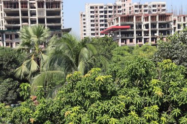 Şehirde yaşamak için apartman manzarası