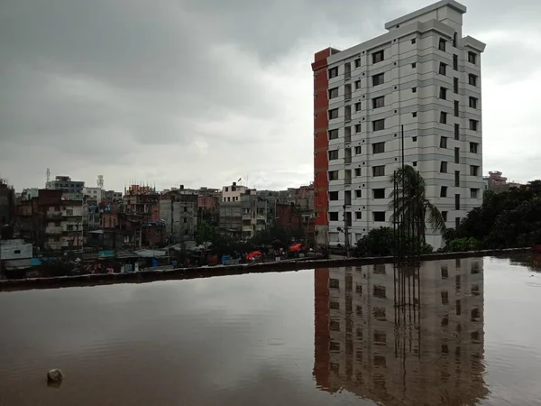 Şehirde Yaşamak Için Apartman Manzarası — Stok fotoğraf