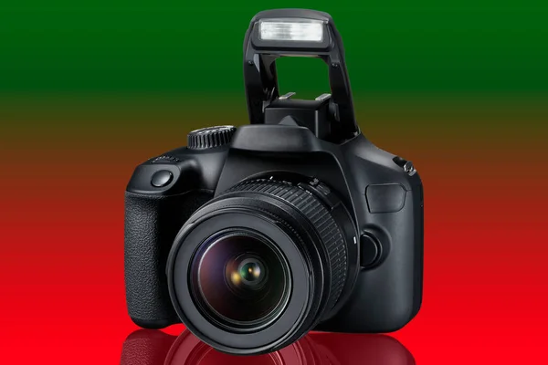 写真のための黒い色のカメラのクローズアップ — ストック写真