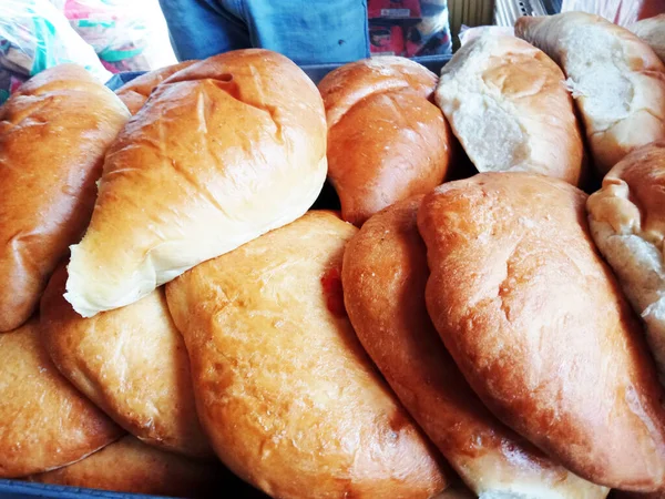 Saboroso Saudável Estoque Pão Fundo Branco — Fotografia de Stock