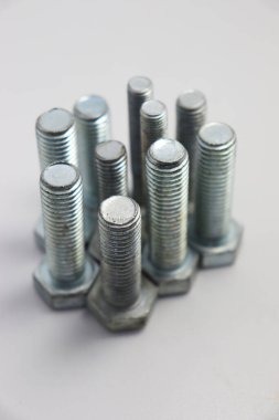 satış için beyaz arka planda fındık yakın plan