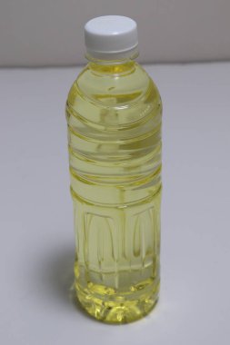 Taze ve sağlıklı soya yağı.