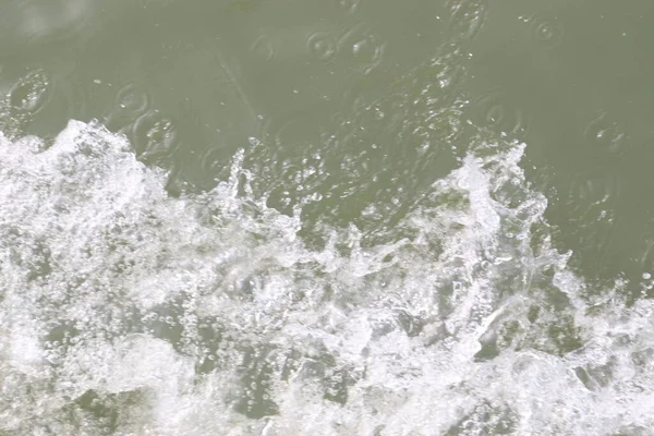 Вид Реку Брызгами Воды — стоковое фото