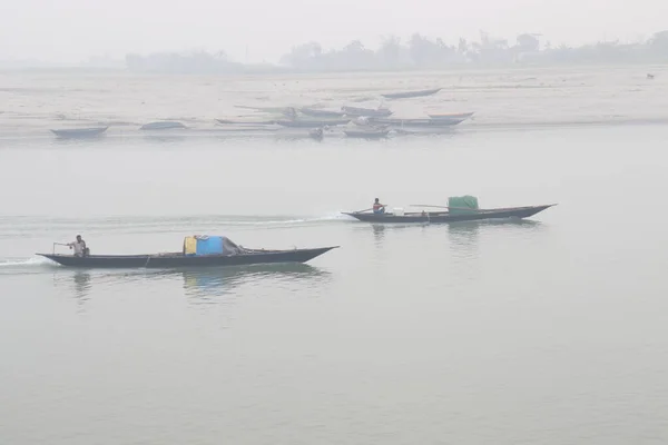 Black Colored Wooden Fishing Boat River — Stock Photo, Image