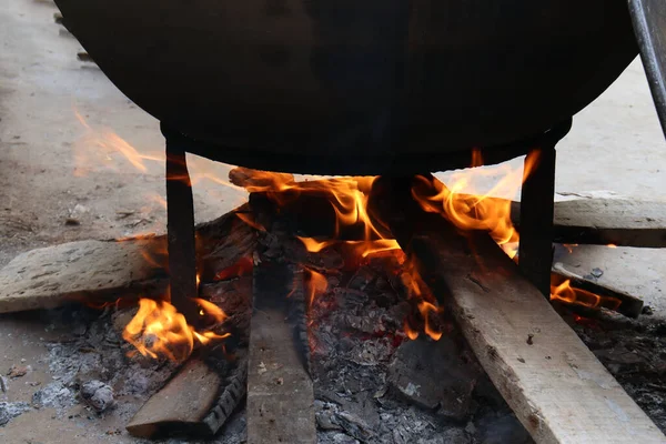 Fire Timber Burner Pan Cooking — Stock Photo, Image