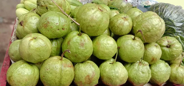 Ízletes Egészséges Guava Készlet Eladó — Stock Fotó