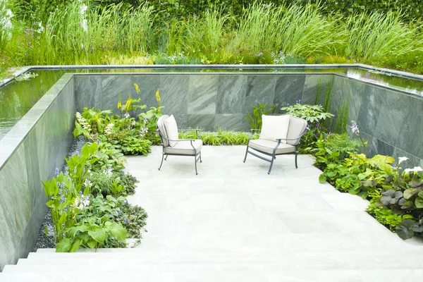 Sakin Bahçe arka plan