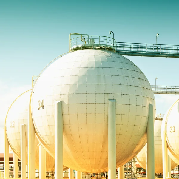 Oil tanks — Stock Photo, Image