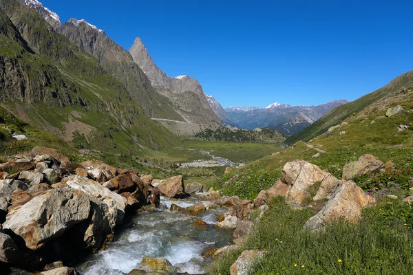 Val Veny ve Miage Buzulu Stok Fotoğraf