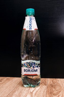 BELARUS, NOVOPOLOTSK - 26 Kasım 2020: Borjomi su şişesi