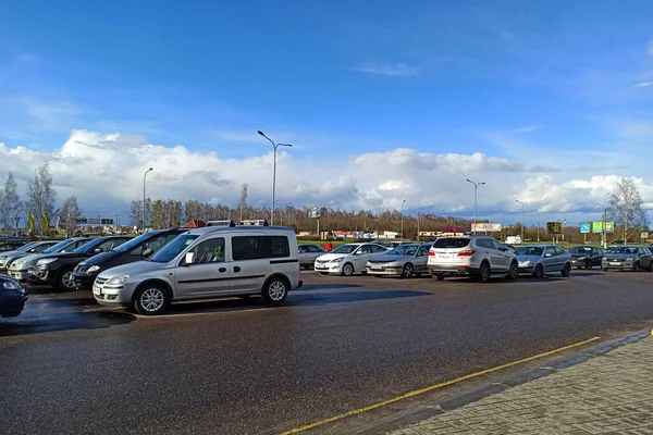 Belário Novopolotsk Maio 2021 Lotes Carros Estacionamento — Fotografia de Stock