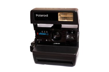 BELARUS, NOVOPOLOTSK - 06 Mayıs 2021: Beyaz arkaplanda izole edilmiş Retro polaroid