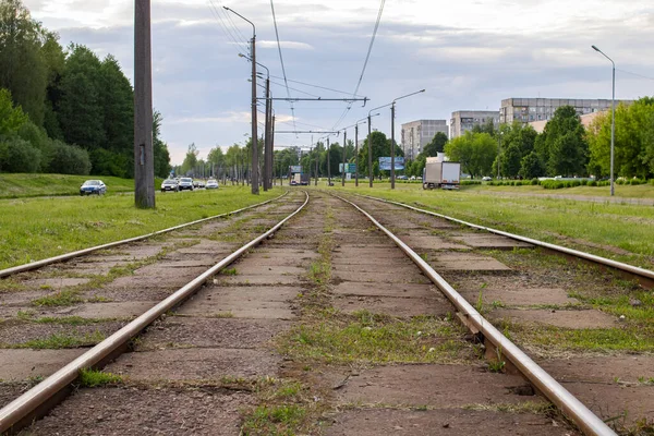 Belarus Novopolosk Cze 2021 Szyny Torów Tramwajowych Samochody — Zdjęcie stockowe