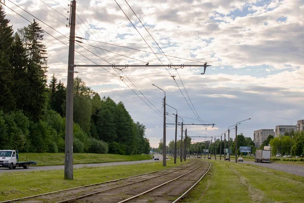 Belarus Novopolosk Cze 2021 Szyny Torów Tramwajowych Samochody — Zdjęcie stockowe