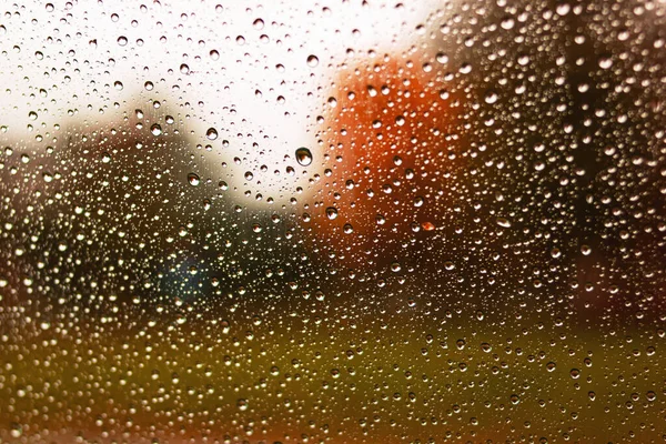 Gotas Chuva Copo Fundo Cidade Fechar — Fotografia de Stock