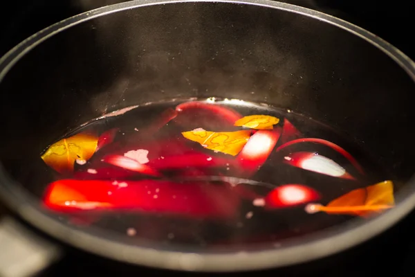 Cooking wine sauce — Stock Photo, Image