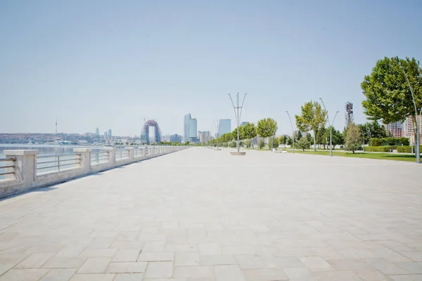 Nova Avenida Moderna Cidade Baku Boulvard Baía Cáspio Baku Azerbaijão Imagem De Stock