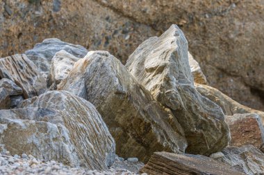 Yunanistan 'daki dağlardaki büyük bir kayanın ayrıntıları.