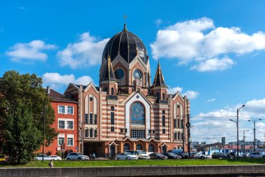 Kaliningrad, Rusya - 28 Eylül 2020: Kaliningrad seti üzerine yeni sinagog. Kaliningrad 'da yenilenmiş Yeni Liberal Sinagog.