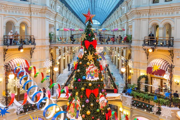 Москва Россия Декабря 2020 Новогоднее Рождественское Украшение Гума Москве Россия — стоковое фото