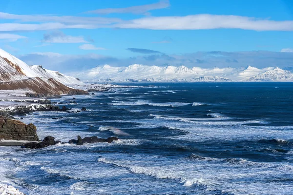Όμορφη Θέα Χειμώνα Του Γραφικού Ατλαντικού Ωκεανού Στην Ισλανδία Ένα — Φωτογραφία Αρχείου