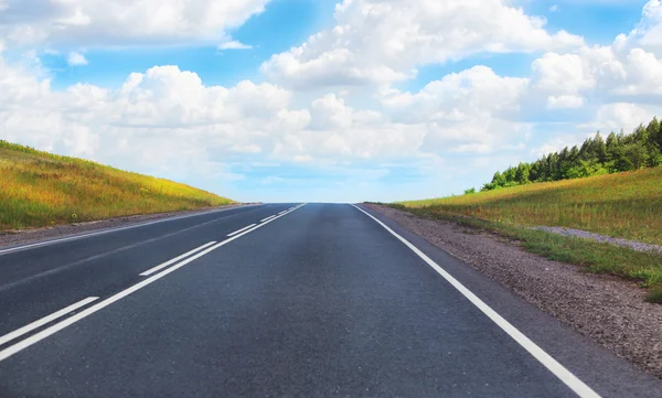 Landscape with road and sky — Stock Photo, Image