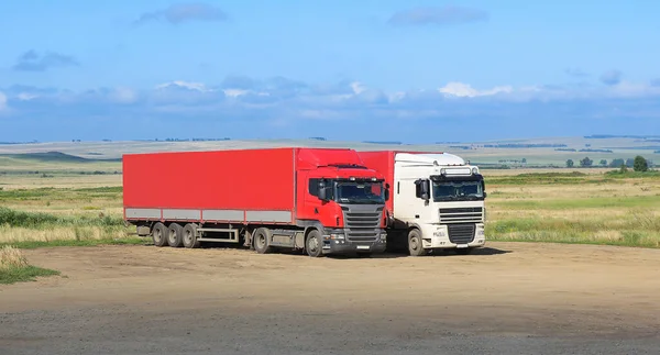 Big Trucks Parking Summer Landscape — Stock Photo, Image