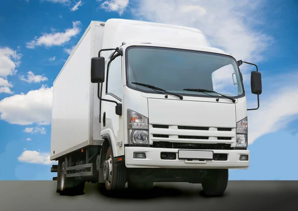 Truck Road Cloudy Sky — Stock Photo, Image