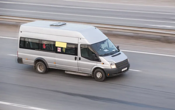 Small White Bus Goes Highway Evening — Stock Photo, Image