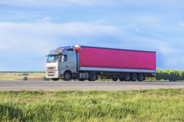 Taşımacılık kamyonu taşıma taşımacılığı