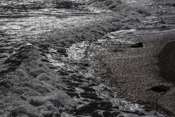 Surf Sulla Riva Sabbiosa Del Mare Notte Primo Piano — Foto Stock